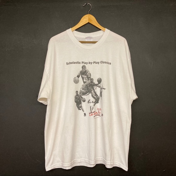 Vintage Lebron James and Kobe Bryant Tee Shirt - Picture 2 of 5